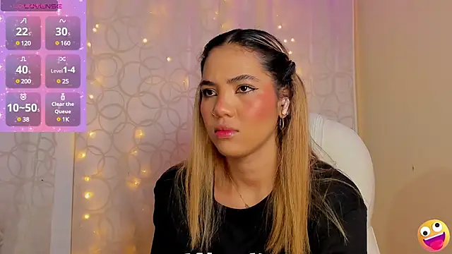 kata22sofia online show from October 24, 2025, 4:14 pm