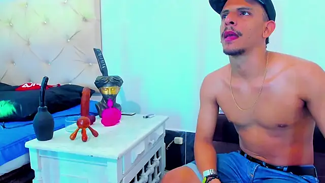  Tarekk  online show from October 2, 2025, 2:13 pm