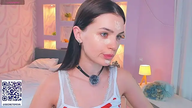 TeriRipka online show from November 12, 2025, 7:13 pm