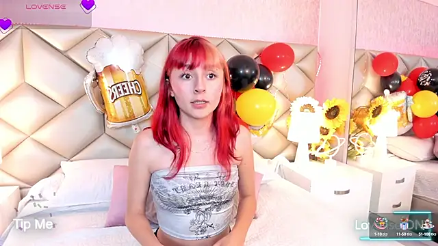 dafnne hall online show from October 3, 2025, 6:43 am