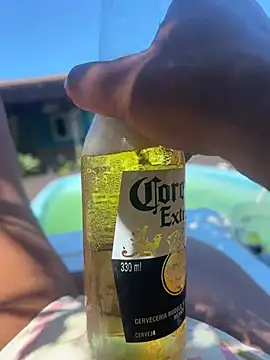 Snapshot of ju_muniz01 chatting on March 28, 2026, 5:23 pm ju muniz01 online show from March 28, 2026, 5:23 pm