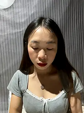 Snapshot of Liplipne chatting on October 23, 2025, 10:14 am Liplipne online show from October 23, 2025, 10:14 am