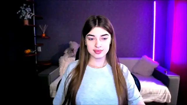 Snapshot of Dianaa_Lee0 chatting on September 24, 2025, 5:05 pm Dianaa Lee0 online show from September 24, 2025, 5:05 pm