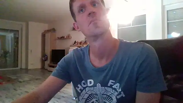Snapshot of Trockenbau chatting on June 19, 2026, 10:08 am Trockenbau online show from June 19, 2026, 10:08 am