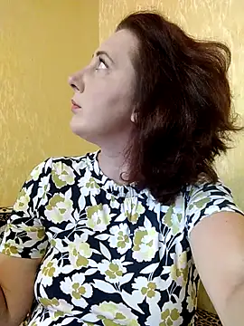 Ninna Selina online show from September 9, 2025, 8:14 am