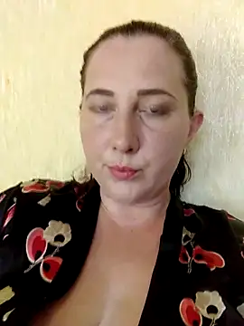 Ninna Selina online show from September 22, 2025, 6:15 am