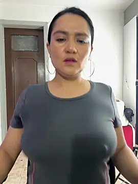 Rouse69  online show from November 6, 2025, 6:36 am