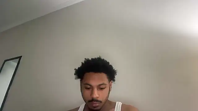 Snapshot of Yungandhungd chatting on February 3, 2026, 8:03 pm Yungandhungd online show from February 3, 2026, 8:03 pm