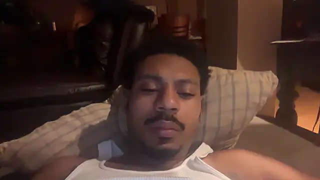 Snapshot of Yungandhungd chatting on March 13, 2026, 6:31 am Yungandhungd online show from March 13, 2026, 6:31 am