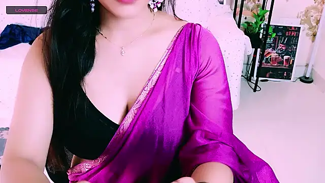 Snapshot of My_Rose chatting on May 1, 2026, 9:14 am My Rose online show from May 1, 2026, 9:14 am