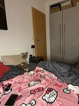 Snapshot of OliviaaFischer chatting on November 23, 2025, 9:14 pm OliviaaFischer online show from November 23, 2025, 9:14 pm