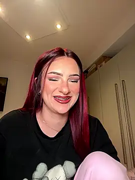 Snapshot of OliviaaFischer chatting on January 9, 2026, 9:49 pm OliviaaFischer online show from January 9, 2026, 9:49 pm