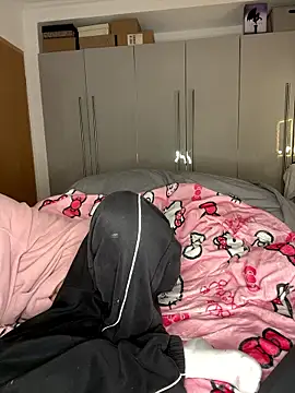 Snapshot of OliviaaFischer chatting on January 14, 2026, 5:07 pm OliviaaFischer online show from January 14, 2026, 5:07 pm