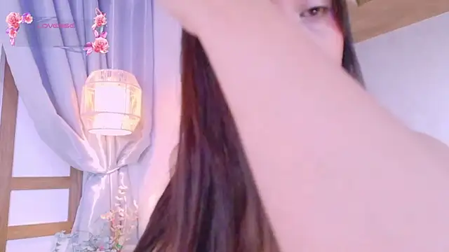 Snapshot of RenataLeclair chatting on May 15, 2026, 4:25 pm RenataLeclair online show from May 15, 2026, 4:25 pm