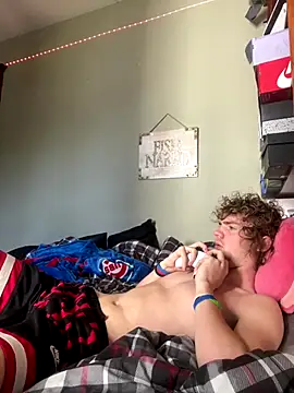 landen432 online show from September 29, 2025, 4:56 pm