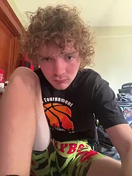 landen432 online show from October 3, 2025, 5:10 pm