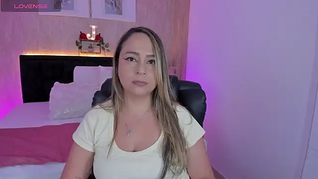 jessica hotxxx online show from March 7, 2026, 3:20 pm