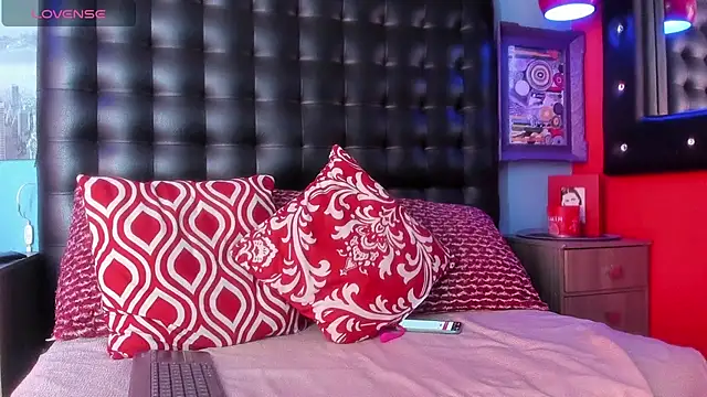 Snapshot of Kyes_Dreams3 chatting on September 14, 2025, 4:44 am Kyes Dreams3 online show from September 14, 2025, 4:44 am