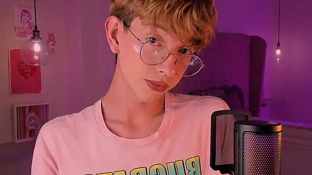 imDamiano online show from September 26, 2025, 7:18 pm