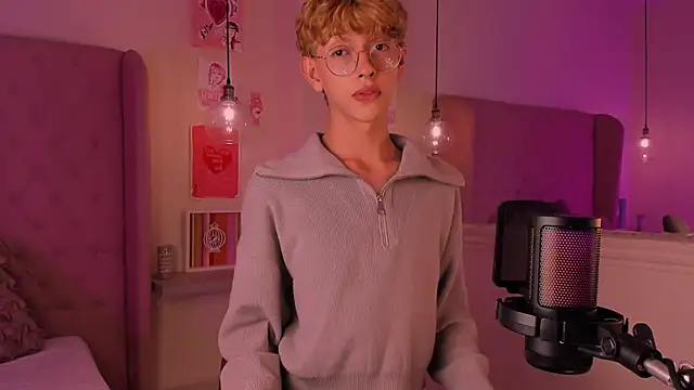 imDamiano online show from October 9, 2025, 11:03 pm