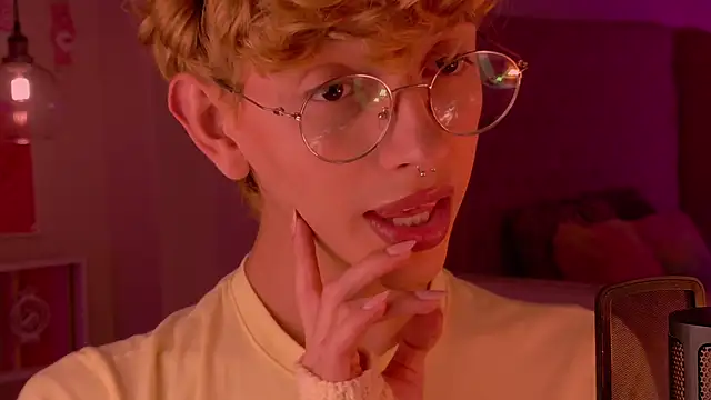 imDamiano online show from November 3, 2025, 9:16 pm