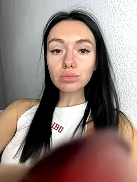 karrr  aaa online show from October 4, 2025, 8:40 pm