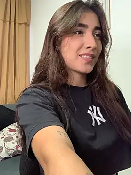 miaftmax online show from November 29, 2025, 6:33 pm