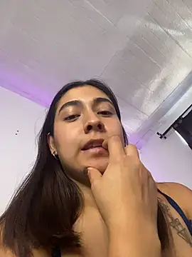 miaftmax online show from June 12, 2026, 7:13 pm