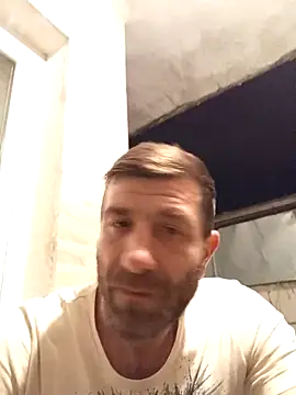 Snapshot of Alexdaniel89 chatting on May 5, 2026, 7:33 pm Alexdaniel89 online show from May 5, 2026, 7:33 pm