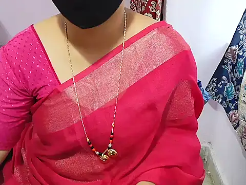 jannu6482 online show from October 19, 2025, 6:25 am