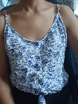 Aashiika1176 online show from September 26, 2025, 10:25 pm