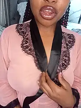 Snapshot of hornymommi chatting on October 29, 2025, 10:17 am hornymommi online show from October 29, 2025, 10:17 am