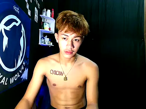 naughtyboyloy 0 online show from November 2, 2025, 2:36 am