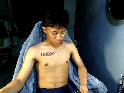 naughtyboyloy 0 online show from May 6, 2026, 9:03 am