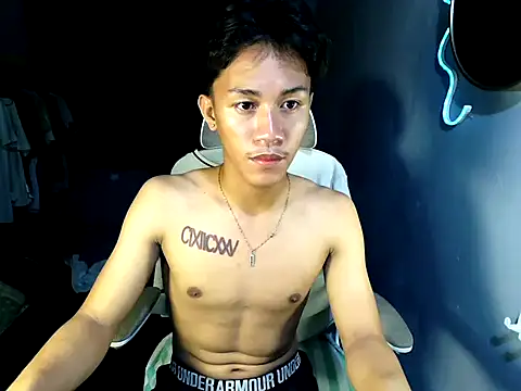 naughtyboyloy 0 online show from May 12, 2026, 7:44 pm
