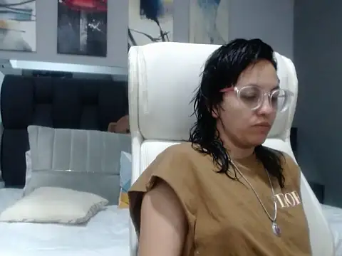 dalila macherano1 online show from September 29, 2025, 6:07 am