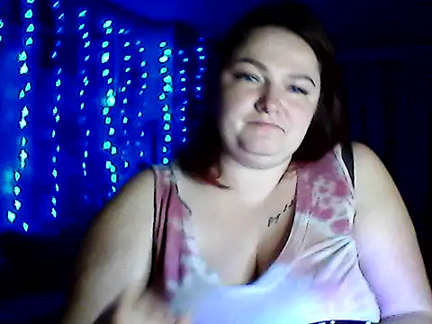 AngelQSky online show from February 12, 2026, 10:27 pm