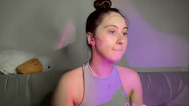 StellarAlice online show from September 15, 2025, 7:25 pm