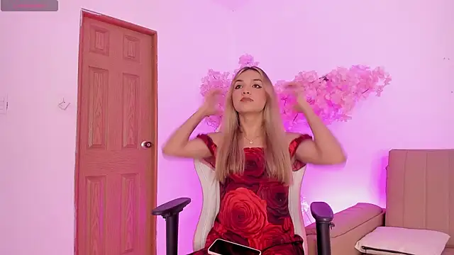 Snapshot of Doll_Isa_ chatting on January 16, 2026, 6:34 pm Doll Isa online show from January 16, 2026, 6:34 pm