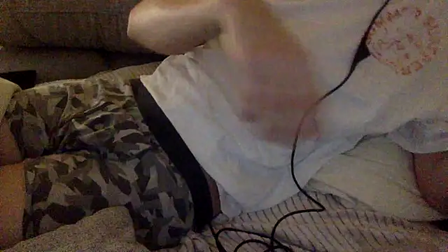 Breezydicksn online show from November 13, 2025, 9:25 pm