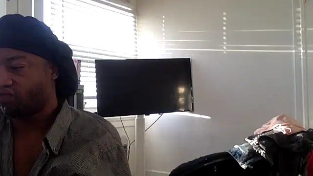 Snapshot of Diodre_Benyoon chatting on February 24, 2026, 2:59 pm Diodre Benyoon online show from February 24, 2026, 2:59 pm