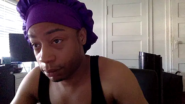 Snapshot of Diodre_Benyoon chatting on March 8, 2026, 11:30 pm Diodre Benyoon online show from March 8, 2026, 11:30 pm