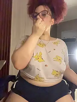 Enyagleam  online show from April 12, 2026, 3:11 am