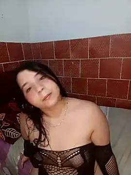 Snapshot of Cloe_mateo chatting on November 12, 2025, 12:33 am Cloe mateo online show from November 12, 2025, 12:33 am