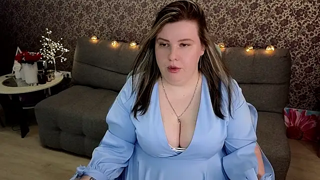 Lillit   online show from September 9, 2025, 8:30 pm