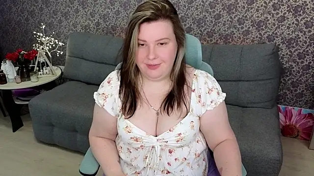 Lillit   online show from October 2, 2025, 9:00 pm