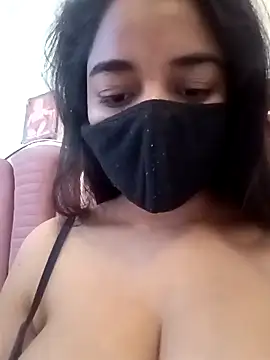 Little toy girl online show from March 21, 2026, 6:51 am