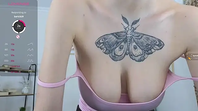 Sonia Jones online show from December 19, 2025, 4:25 pm