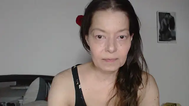 Snapshot of SexySarah177 chatting on February 25, 2026, 9:35 pm SexySarah177 online show from February 25, 2026, 9:35 pm