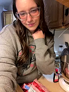 Mommasaurrex online show from October 30, 2025, 4:58 am